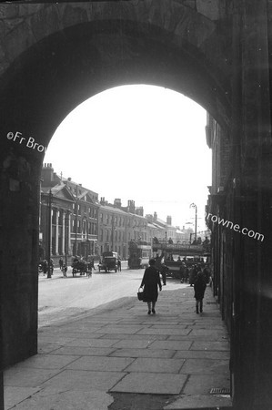 BAR COURT SEEN THROUGH MICKLEGATE